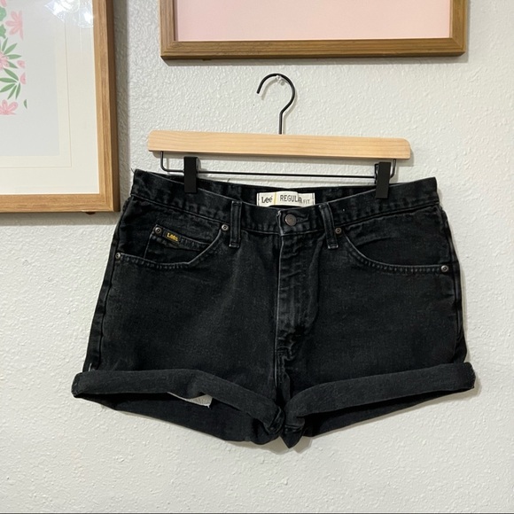 Lee high waisted black denim cutoff shorts in size 32